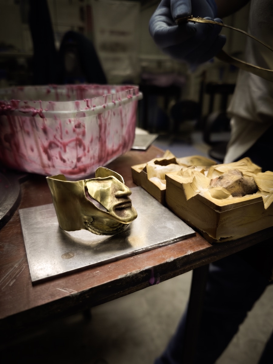 Aluna handmade jewelry workshop in Colombia
