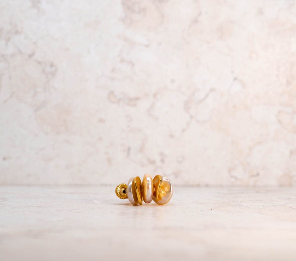 Anillo Piedra · Perla Plana — detalle
