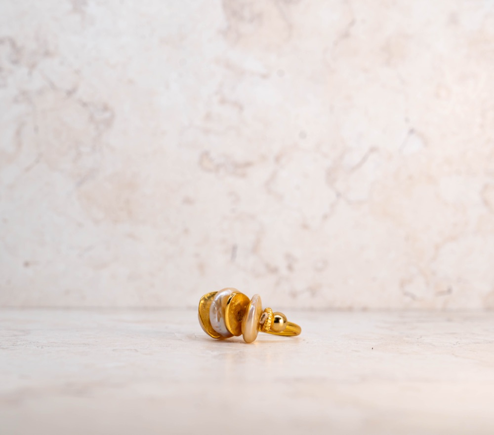 Anillo Piedra · Perla Plana