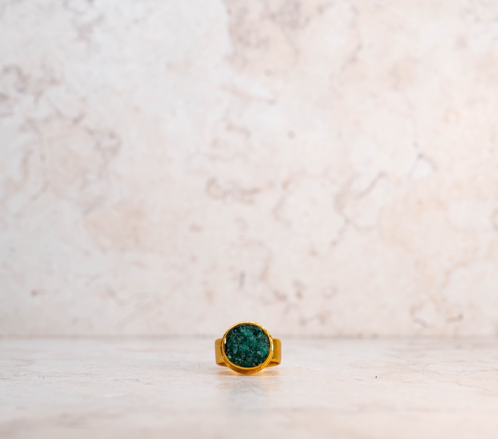 Anillo Bronce Esmeralda Cruda