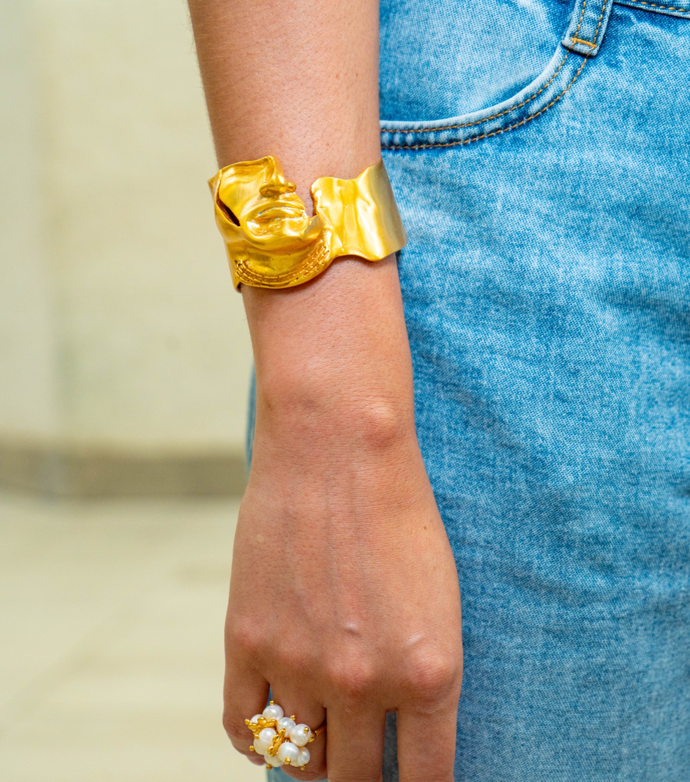 Brazalete Hombre Inconcluso