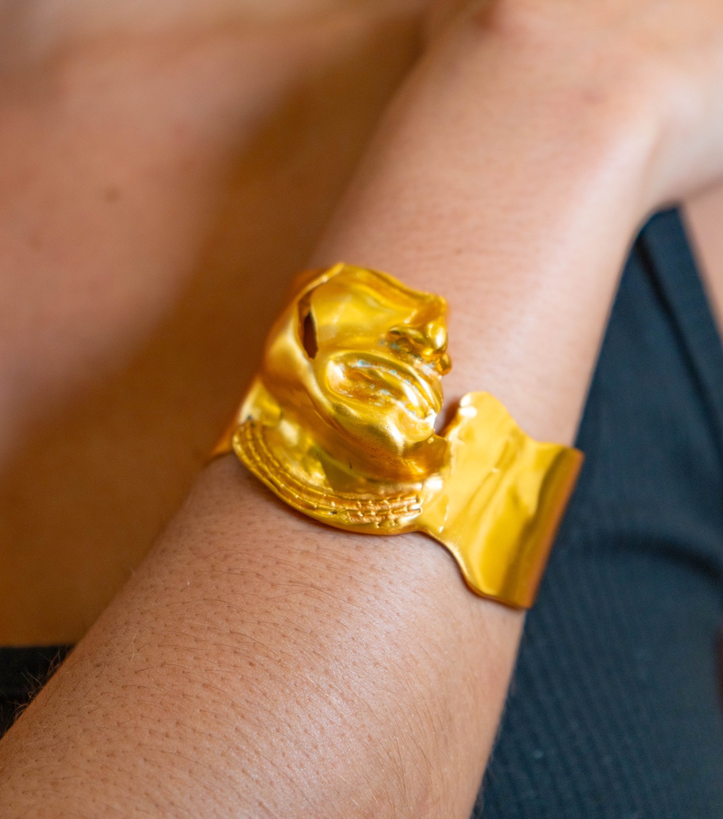 Brazalete Hombre Inconcluso