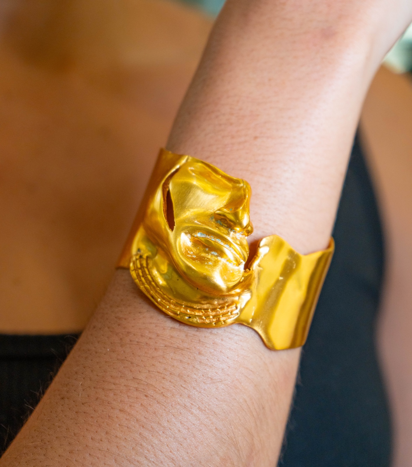 Brazalete Hombre Inconcluso