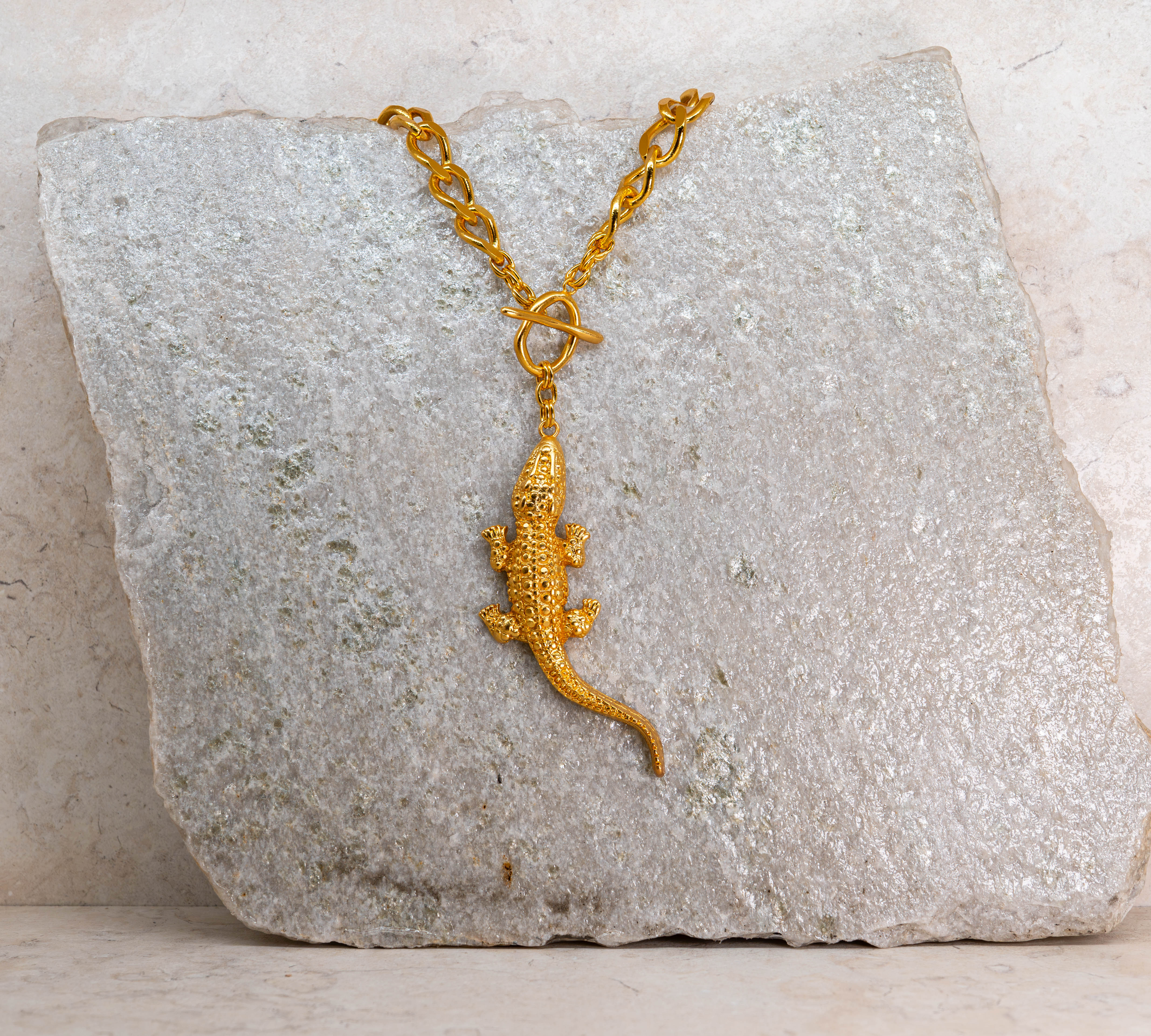 Crocodile Necklace — detalle