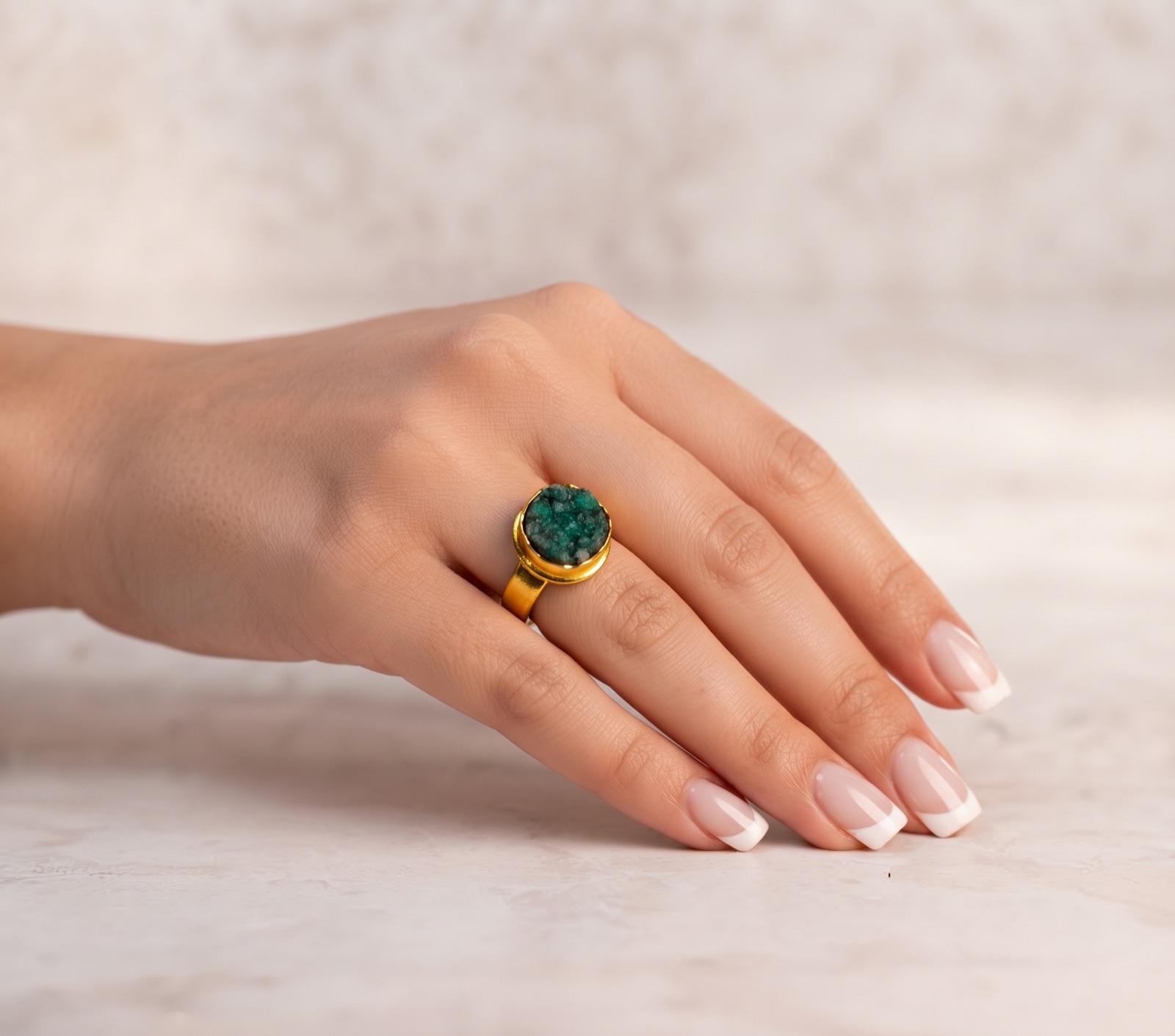 Anillo Bronce Esmeralda Cruda
