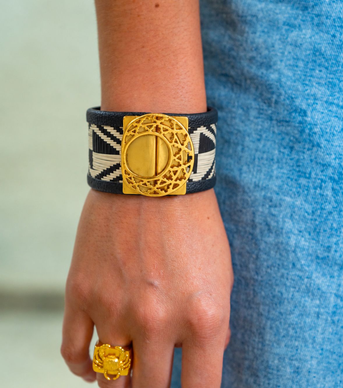 Brazalete Caña Flecha Nariguera 2